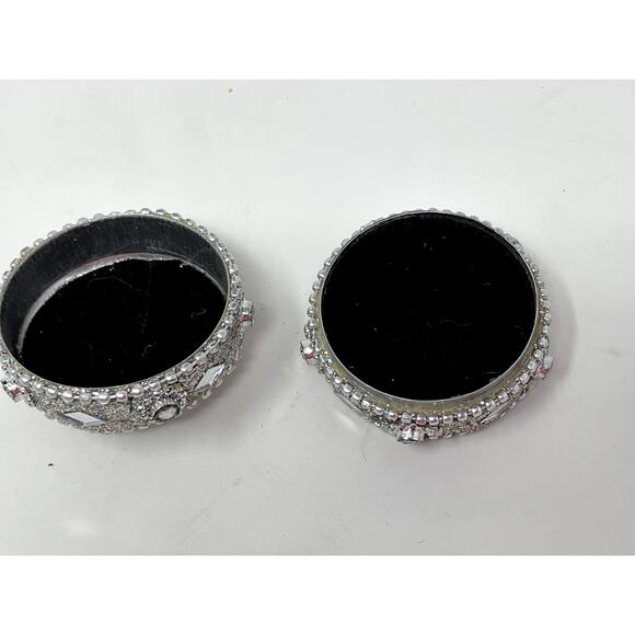 Vintage South East Asian Silver Mirrored Beaded Pill Trinket Box - Picture 3 of 4